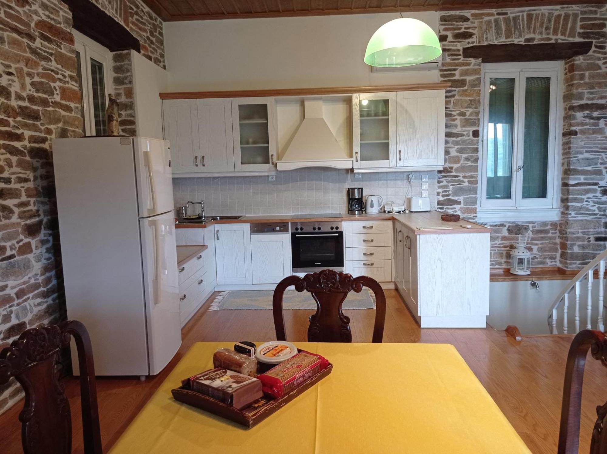Marina Traditional Stonehouse Afétai المظهر الخارجي الصورة